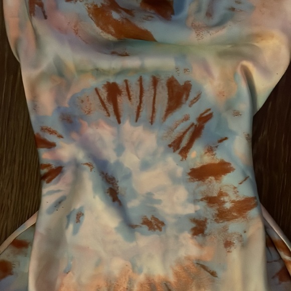 Slip Dress 💙🦋🍑 - Picture 5 of 8